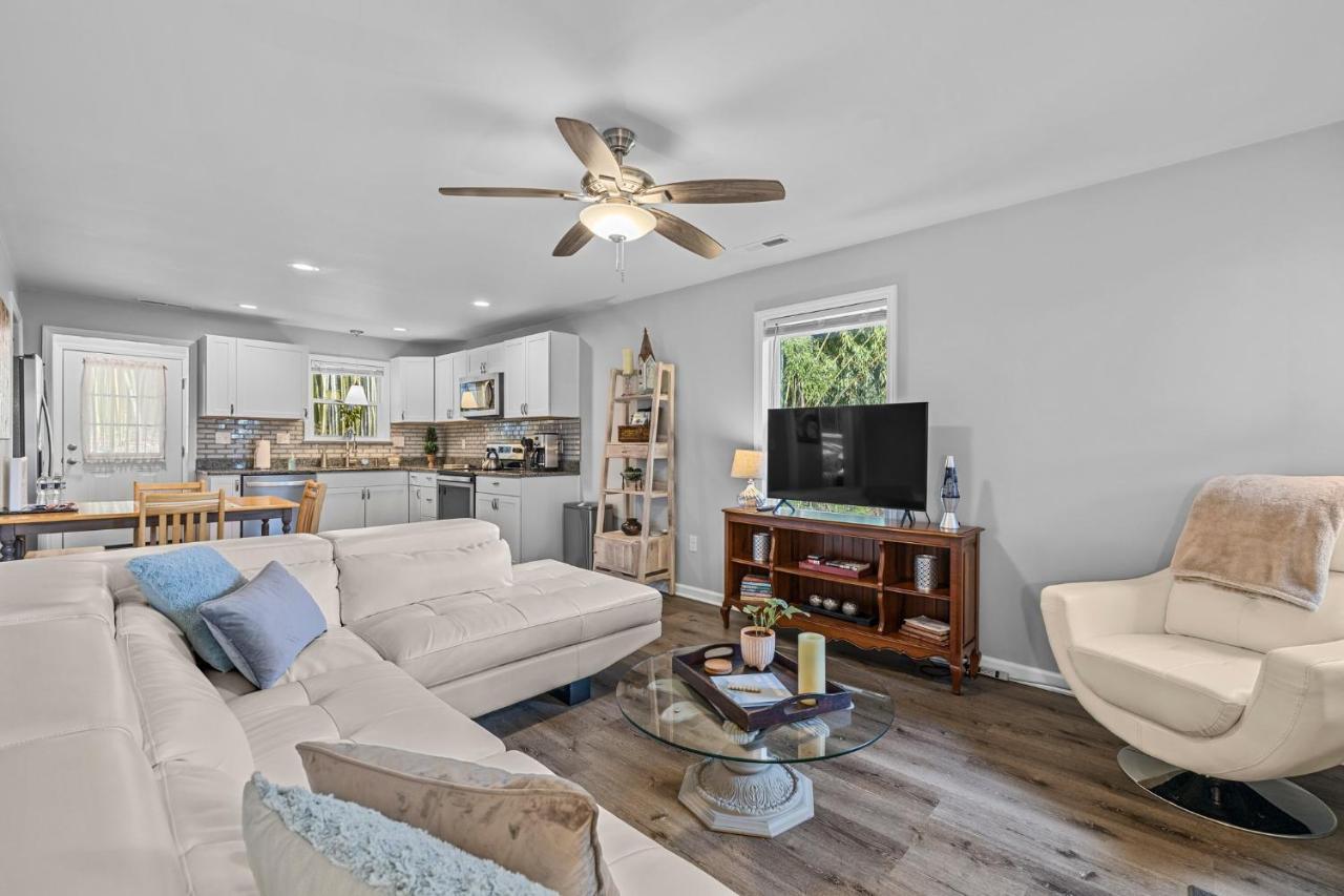 The Bamboo Bungalow Hendersonville Exterior photo